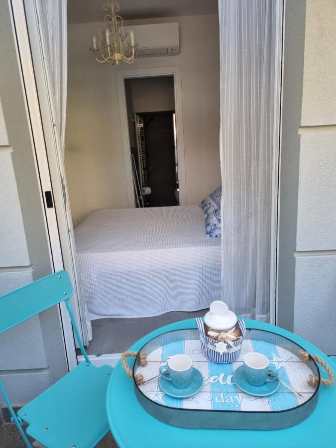 Residenza Azzurra Hotel Cattolica Exterior photo